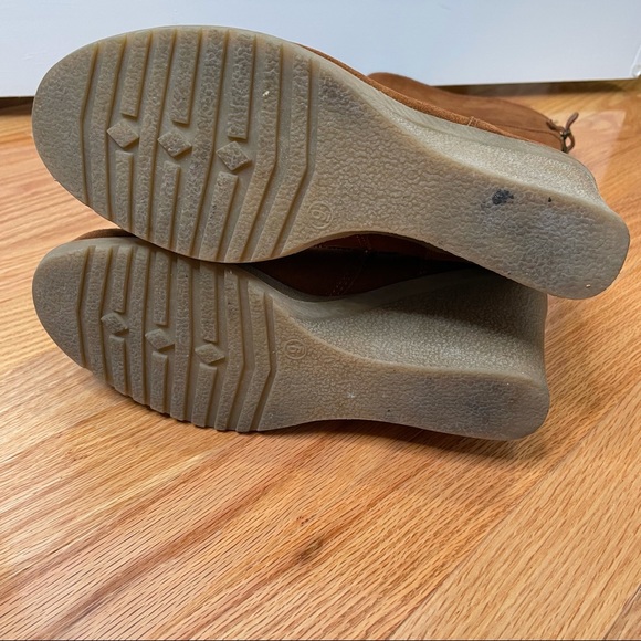 *SOLD* Bjorndal Lyndall Suede Boots size 9 - Picture 6 of 8